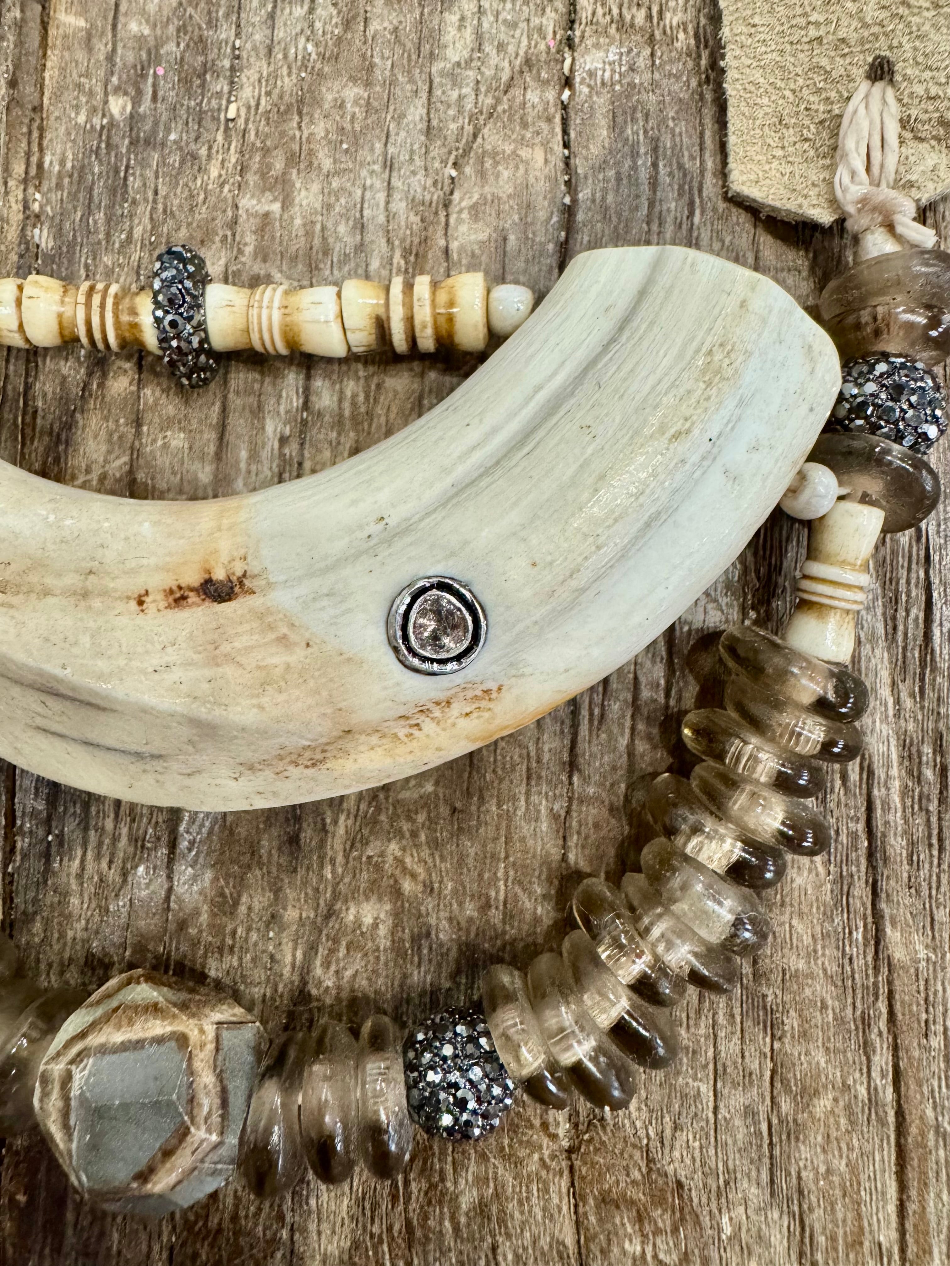 Woven Tusk Necklace | Neutral | T&T x S.Carter