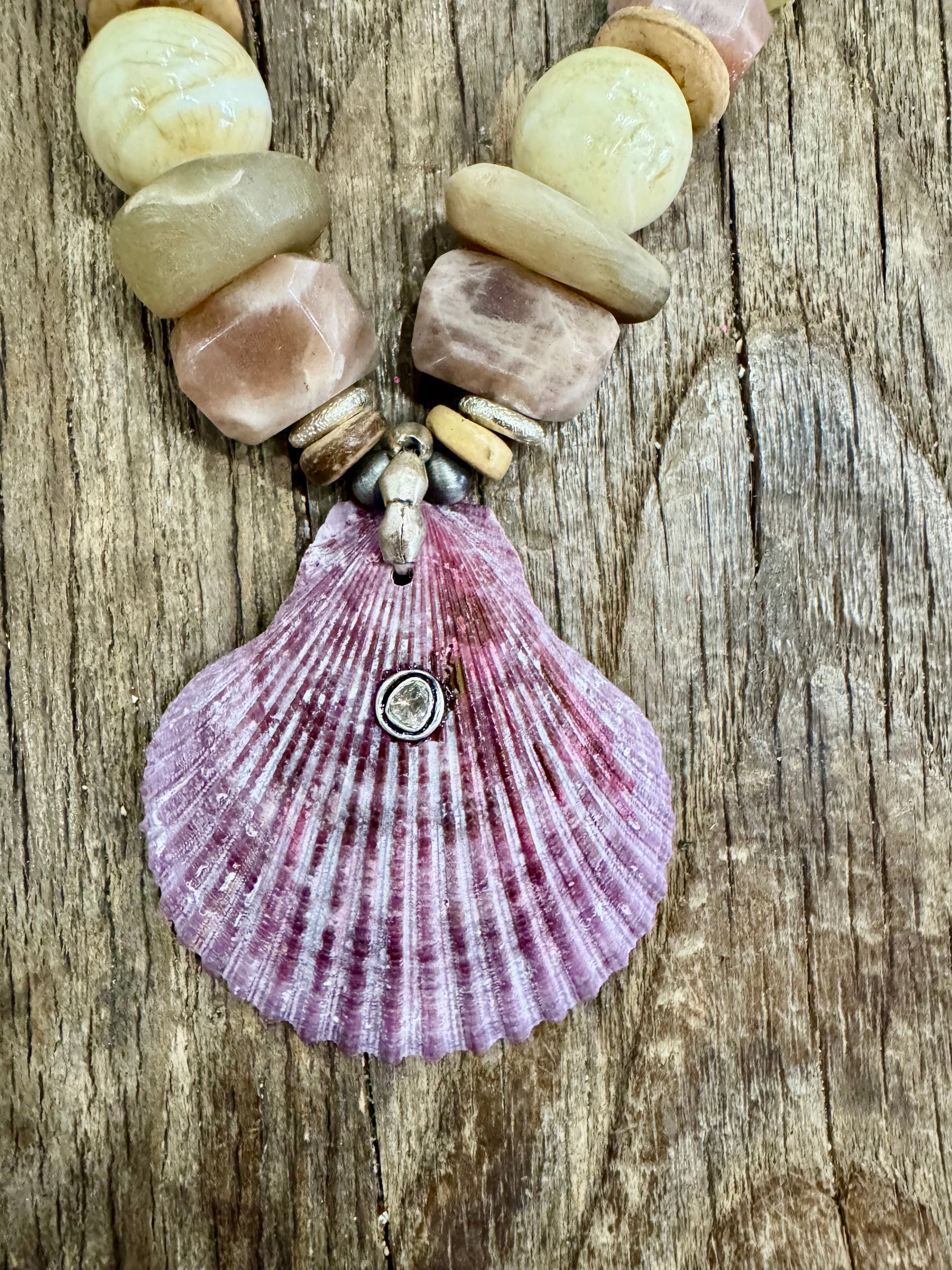 Slim Shell Necklace | Mauve | T&T x S.Carter