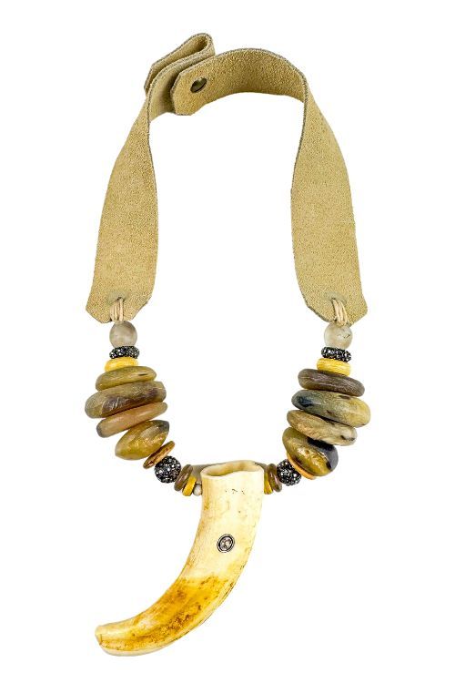 Mid Tusk Necklace | Neutral | T&T x S.Carter