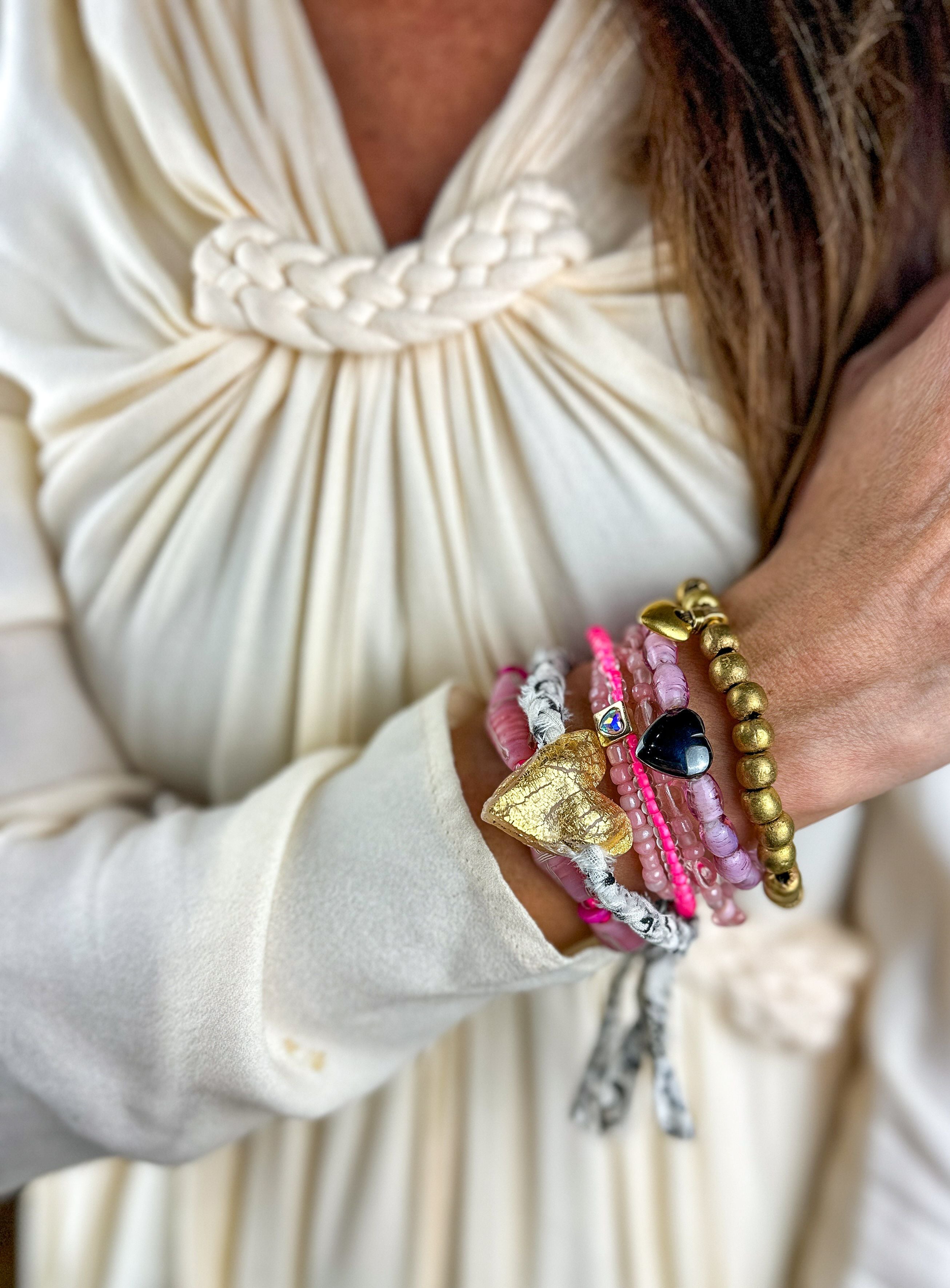 Woven Seed Bracelet | Pink Heart